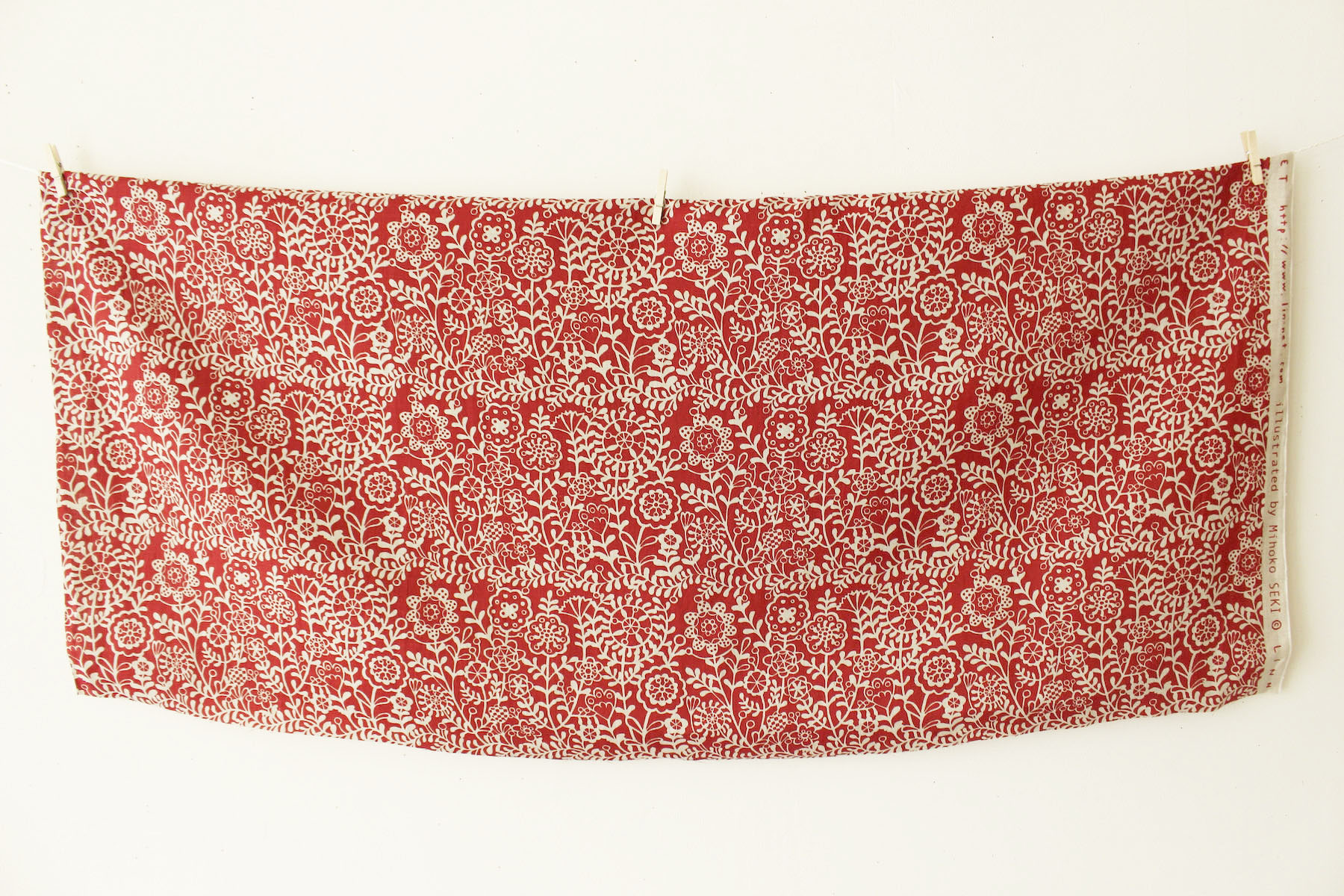 LINNETリネンプリント チェコへの憧れ<br />レッド×Flax